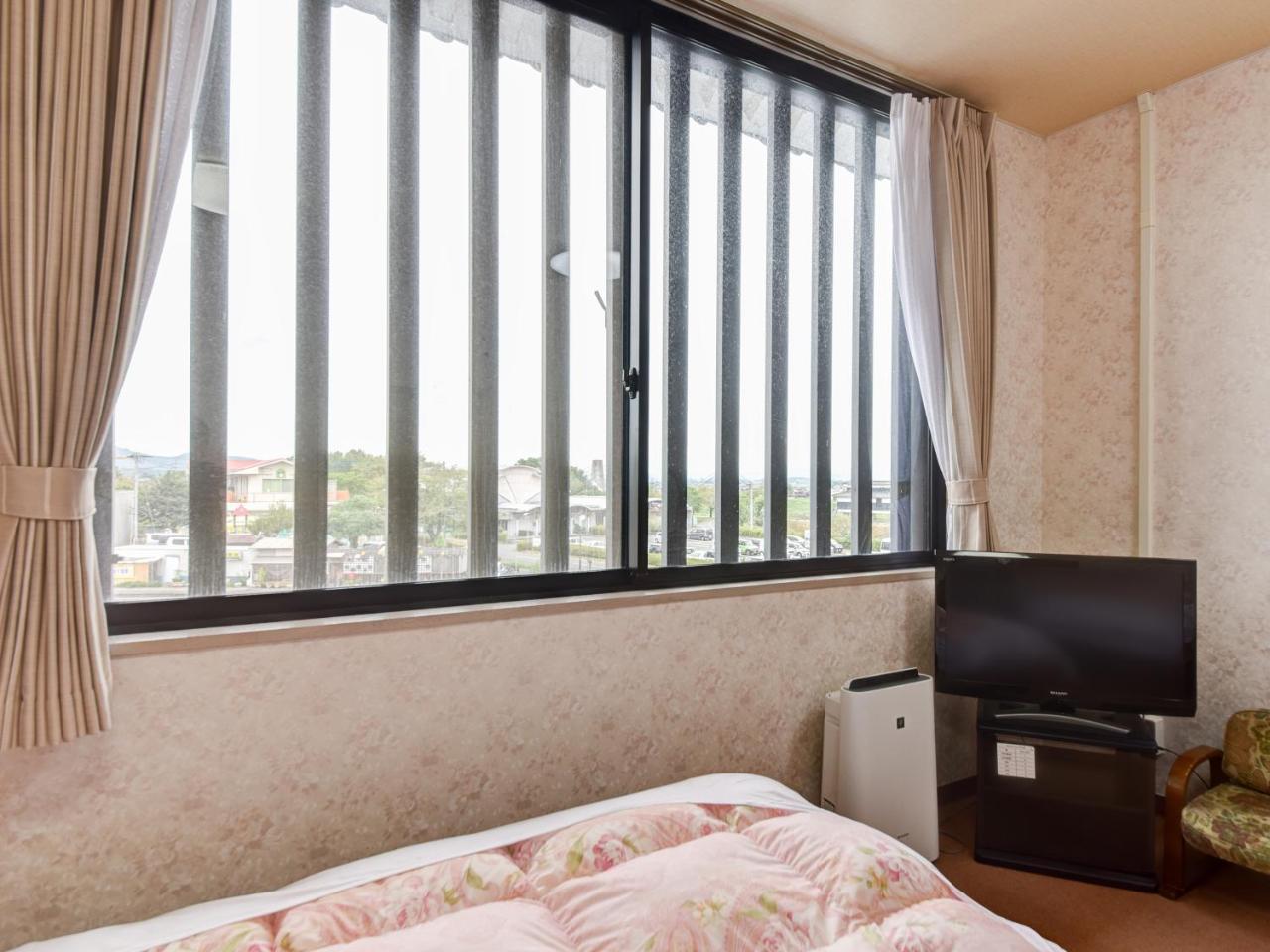 Shichijo Onsen Dome Hotel Kikuchi Luaran gambar